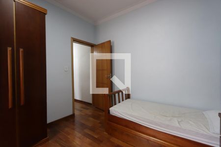 Casa à venda com 350m², 5 quartos e 3 vagasQuarto 2