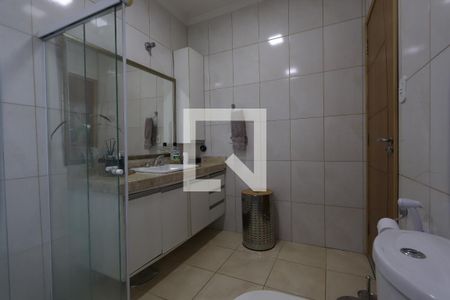 Casa à venda com 350m², 5 quartos e 3 vagasBanheiro da Suíte