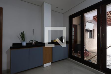 Casa à venda com 350m², 5 quartos e 3 vagasCopa