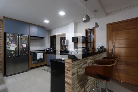 Casa à venda com 350m², 5 quartos e 3 vagasCozinha