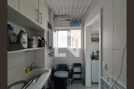 Apartamento à venda com 84m², 3 quartos e 1 vaga Apartamento à venda com 84m², 3 quartos e 1 vagaÁrea de Serviço