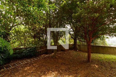 Casa à venda com 330m², 3 quartos e 4 vagas Casa à venda com 330m², 3 quartos e 4 vagasÁrea Externa