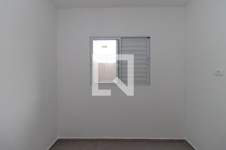 Quarto 1 de apartamento para alugar com 2 quartos, 40m² em Vila Mazzei, São Paulo
