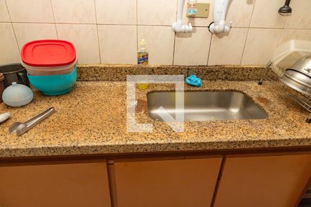 Casa à venda com 148m², 3 quartos e 2 vagas Casa à venda com 148m², 3 quartos e 2 vagasCozinha