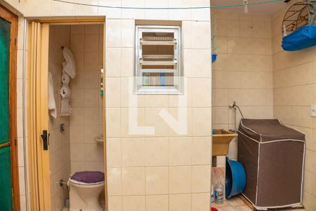 Casa à venda com 148m², 3 quartos e 2 vagas Casa à venda com 148m², 3 quartos e 2 vagasÁrea de serviço