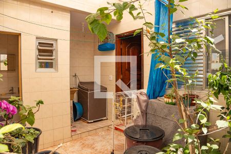 Casa à venda com 148m², 3 quartos e 2 vagas Casa à venda com 148m², 3 quartos e 2 vagasÁrea de serviço