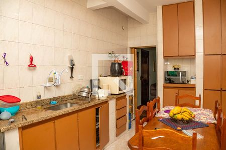 Casa à venda com 148m², 3 quartos e 2 vagas Casa à venda com 148m², 3 quartos e 2 vagasCozinha