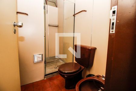 Banheiro de apartamento para alugar com 1 quarto, 65m² em Savassi, Belo Horizonte
