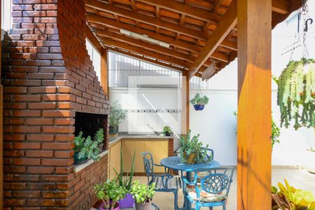 Casa à venda com 349m², 3 quartos e 7 vagas Casa à venda com 349m², 3 quartos e 7 vagasChurrasqueira