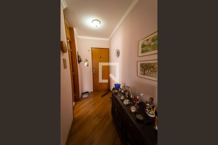 Apartamento à venda com 74m², 3 quartos e 1 vaga Apartamento à venda com 74m², 3 quartos e 1 vagaCorredor