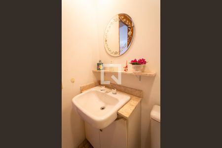 Apartamento à venda com 74m², 3 quartos e 1 vaga Apartamento à venda com 74m², 3 quartos e 1 vagaBanheiro