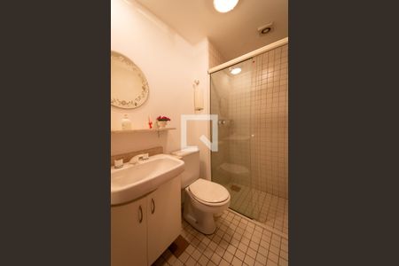 Apartamento à venda com 74m², 3 quartos e 1 vaga Apartamento à venda com 74m², 3 quartos e 1 vagaBanheiro