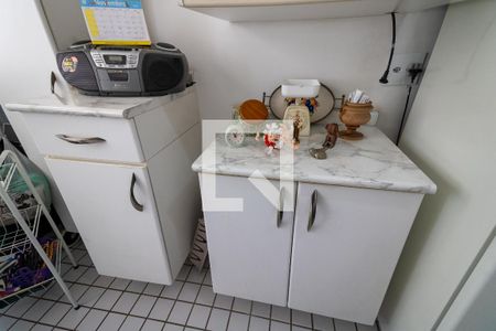 Apartamento à venda com 74m², 3 quartos e 1 vaga Apartamento à venda com 74m², 3 quartos e 1 vagaCozinha/Área de serviço