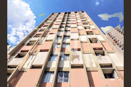 Apartamento à venda com 68m², 1 quarto e 1 vaga
