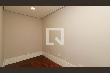 Casa à venda com 250m², 3 quartos e 10 vagasEscritório