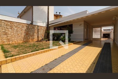 Casa à venda com 250m², 3 quartos e 10 vagasGaragem