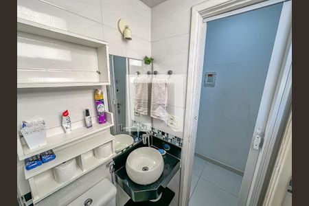 Studio à venda com 28m², 1 quarto e sem vaga Studio à venda com 28m², 1 quarto e sem vagaBanheiro