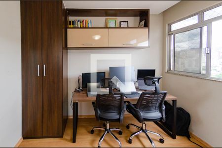 Apartamento à venda com 160m², 3 quartos e 2 vagas Apartamento à venda com 160m², 3 quartos e 2 vagasQuarto 1