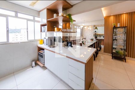 Apartamento à venda com 160m², 3 quartos e 2 vagas Apartamento à venda com 160m², 3 quartos e 2 vagasCozinha