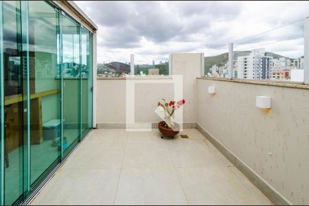 Apartamento à venda com 160m², 3 quartos e 2 vagas Apartamento à venda com 160m², 3 quartos e 2 vagasCobertura