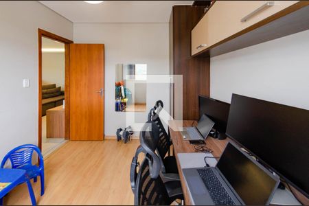 Apartamento à venda com 160m², 3 quartos e 2 vagas Apartamento à venda com 160m², 3 quartos e 2 vagasQuarto 1