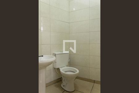 Casa à venda com 257m², 4 quartos e 3 vagas Casa à venda com 257m², 4 quartos e 3 vagasBanheiro da Área comum