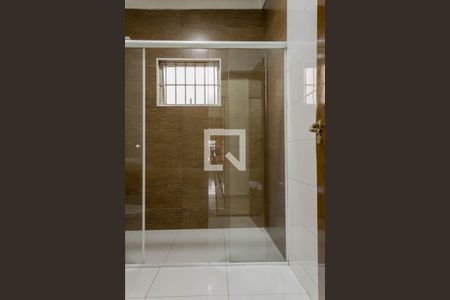 Casa à venda com 257m², 4 quartos e 3 vagas Casa à venda com 257m², 4 quartos e 3 vagasBanheiro