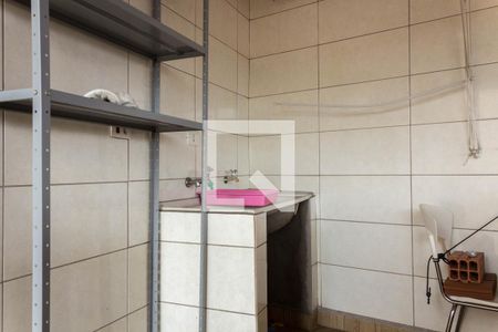 Casa à venda com 257m², 4 quartos e 3 vagas Casa à venda com 257m², 4 quartos e 3 vagasÁrea de Serviço