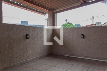 Casa à venda com 257m², 4 quartos e 3 vagas Casa à venda com 257m², 4 quartos e 3 vagasÁrea de Serviço