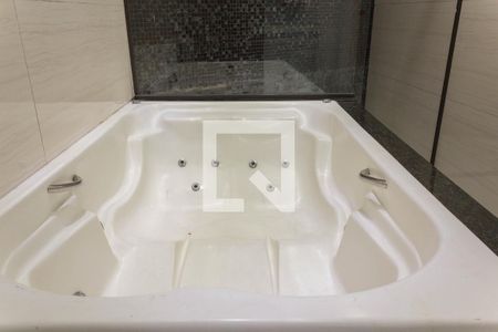 Casa à venda com 257m², 4 quartos e 3 vagas Casa à venda com 257m², 4 quartos e 3 vagasBanheiro da Suíte 1