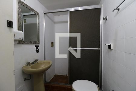 Casa à venda com 143m², 2 quartos e 1 vagaBanheiro