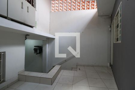Casa à venda com 143m², 2 quartos e 1 vagaQuintal