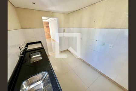 Apartamento à venda com 42m², 2 quartos e 1 vaga Apartamento à venda com 42m², 2 quartos e 1 vagaCozinha