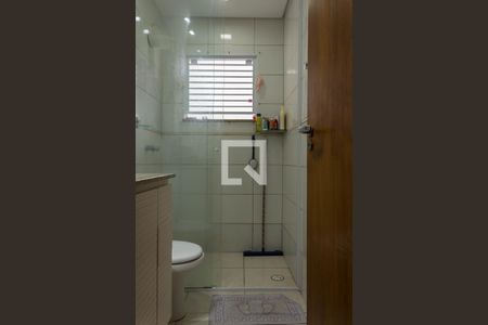 Casa à venda com 140m², 3 quartos e 2 vagas Casa à venda com 140m², 3 quartos e 2 vagasBanheiro da Suíte 1