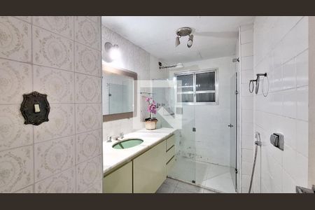 Apartamento à venda com 98m², 3 quartos e sem vaga Apartamento à venda com 98m², 3 quartos e sem vagaBanheiro da Suíte
