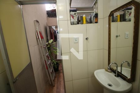 Casa à venda com 100m², 3 quartos e 1 vagaBanheiro de serviço