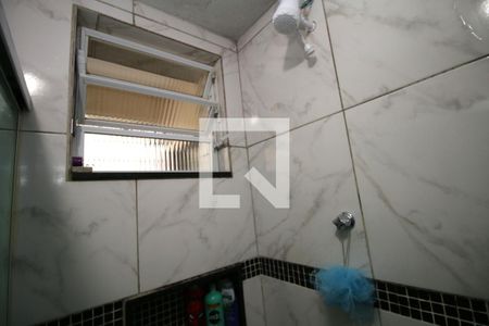 Casa à venda com 100m², 3 quartos e 1 vagaBanheiro