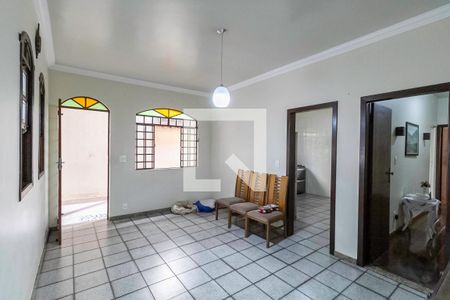 Casa à venda com 235m², 3 quartos e 4 vagasCopa