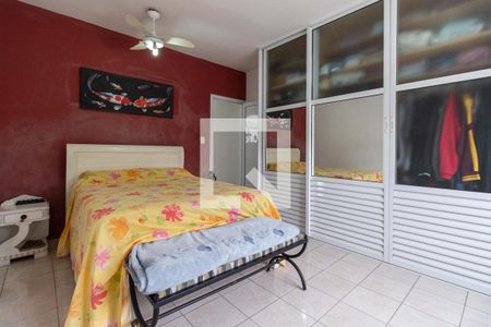 Casa à venda com 250m², 3 quartos e 1 vaga Casa à venda com 250m², 3 quartos e 1 vagaSuíte 2