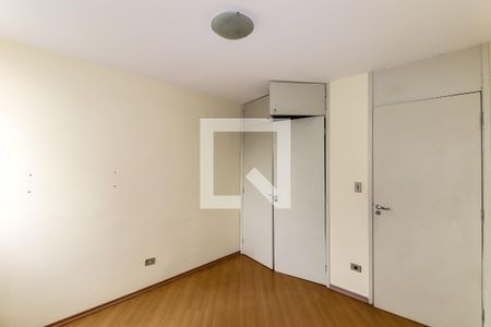 Apartamento à venda com 120m², 3 quartos e 1 vaga Apartamento à venda com 120m², 3 quartos e 1 vagaQuarto 2