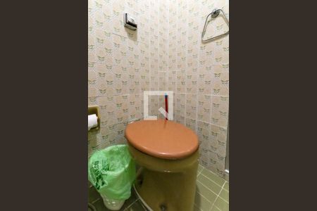 Apartamento à venda com 120m², 3 quartos e 1 vaga Apartamento à venda com 120m², 3 quartos e 1 vagaBanheiro 2