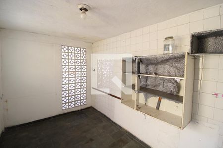 Casa à venda com 250m², 4 quartos e 1 vagaÁrea de Serviço - Quarto