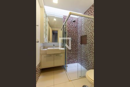 Casa de condomínio à venda com 250m², 3 quartos e 2 vagas Casa de condomínio à venda com 250m², 3 quartos e 2 vagasBanheiro Social