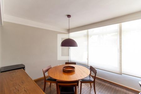 Casa de condomínio à venda com 250m², 3 quartos e 2 vagas Casa de condomínio à venda com 250m², 3 quartos e 2 vagasCozinha