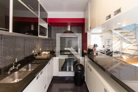 Casa de condomínio à venda com 250m², 3 quartos e 2 vagas Casa de condomínio à venda com 250m², 3 quartos e 2 vagasCozinha