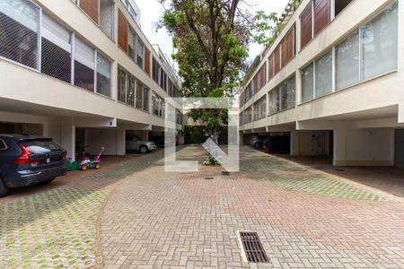 Casa de condomínio à venda com 250m², 3 quartos e 2 vagas Casa de condomínio à venda com 250m², 3 quartos e 2 vagasÁrea comum