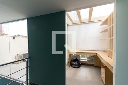 Casa de condomínio à venda com 250m², 3 quartos e 2 vagas Casa de condomínio à venda com 250m², 3 quartos e 2 vagasEscritório