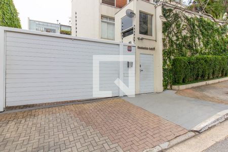 Casa de condomínio à venda com 250m², 3 quartos e 2 vagas Casa de condomínio à venda com 250m², 3 quartos e 2 vagasFachada do Condominio