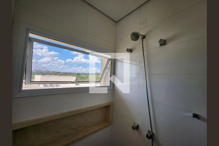 Casa de condomínio para alugar com 285m², 3 quartos e 4 vagas Casa de condomínio para alugar com 285m², 3 quartos e 4 vagasBanheiro da Suíte 2