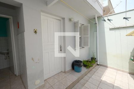 Casa à venda com 125m², 2 quartos e 2 vagasQuarto de Serviço